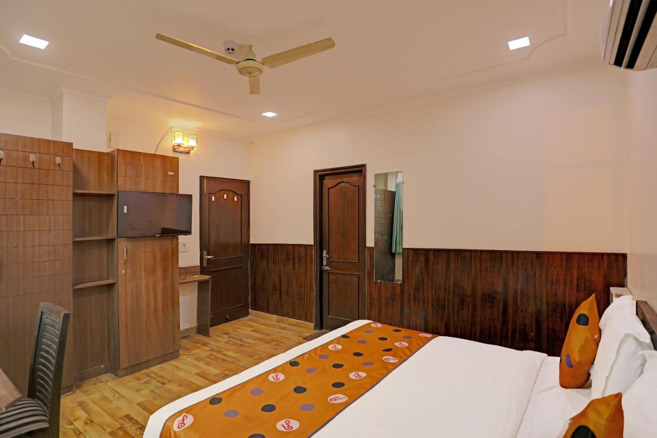 Hotel Grand Tushar - Ghaziabad Railway Station Exteriér fotografie