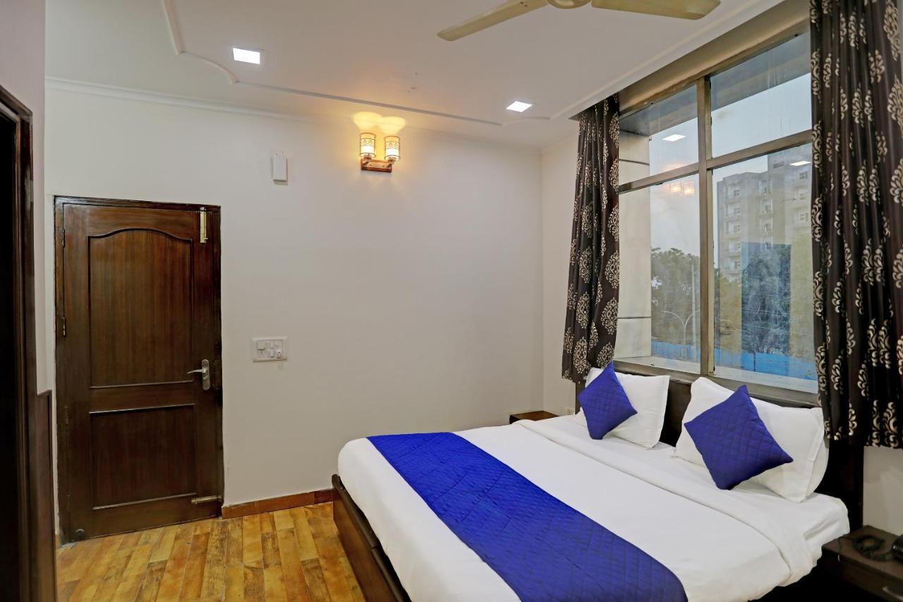 Hotel Grand Tushar - Ghaziabad Railway Station Exteriér fotografie
