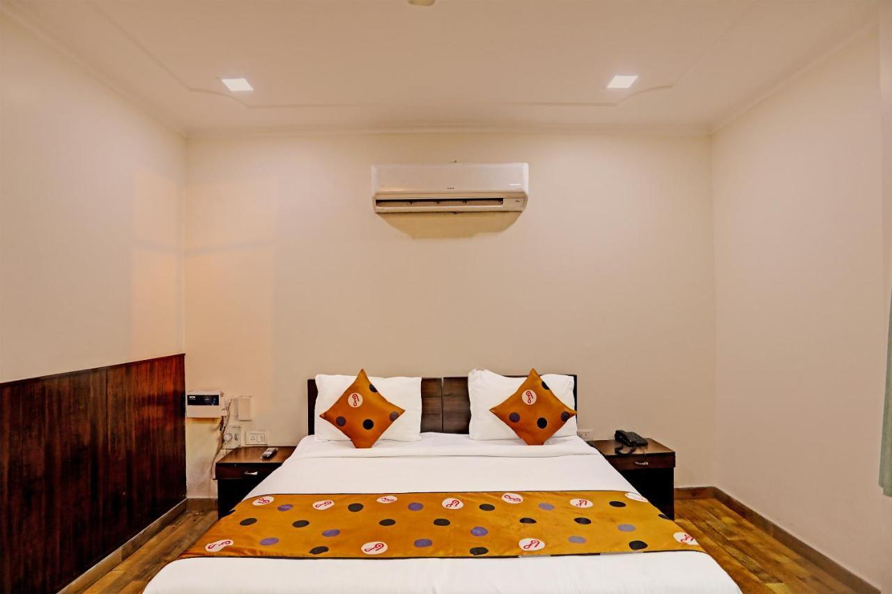 Hotel Grand Tushar - Ghaziabad Railway Station Exteriér fotografie